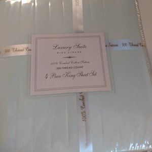 King Size Luxury Suite Cotton on Sateen 300 Count